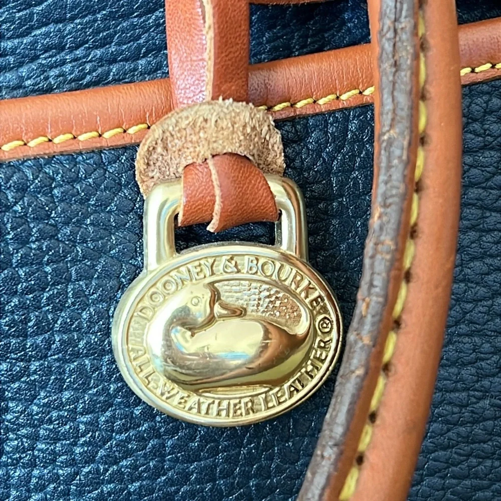 Dooney & Bourke R212 'All Weather' Black-tan Cross-body Zip-top Satchel Handbag